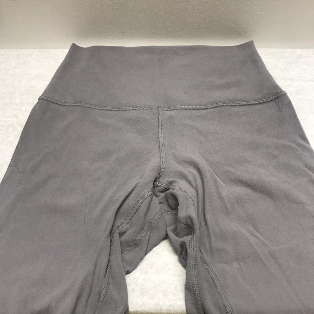 SOLD***Lululemon bundle including Slate 25” size 4